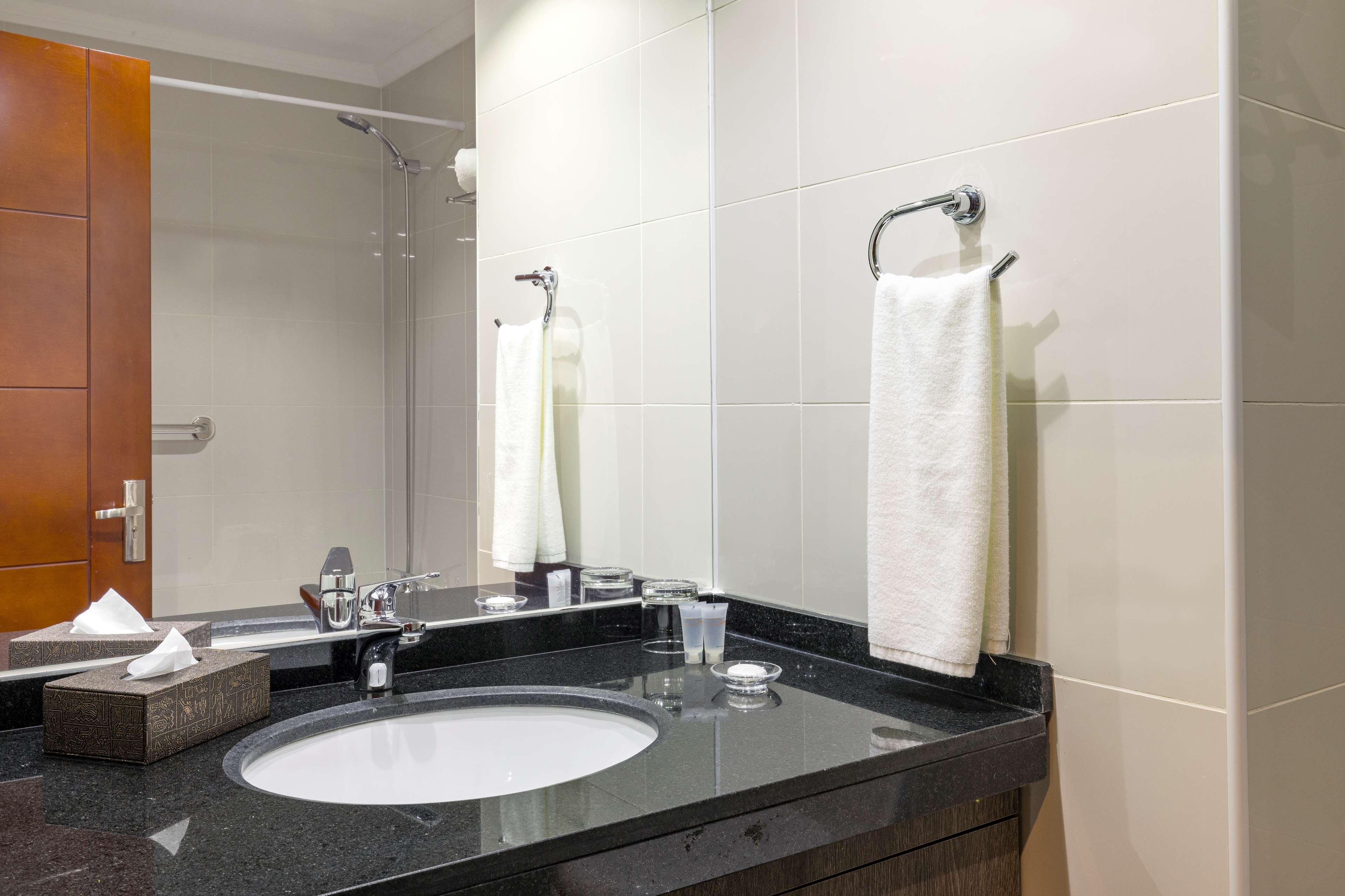 Nobile Hotel Estacion Central Сантьяго Екстер'єр фото
