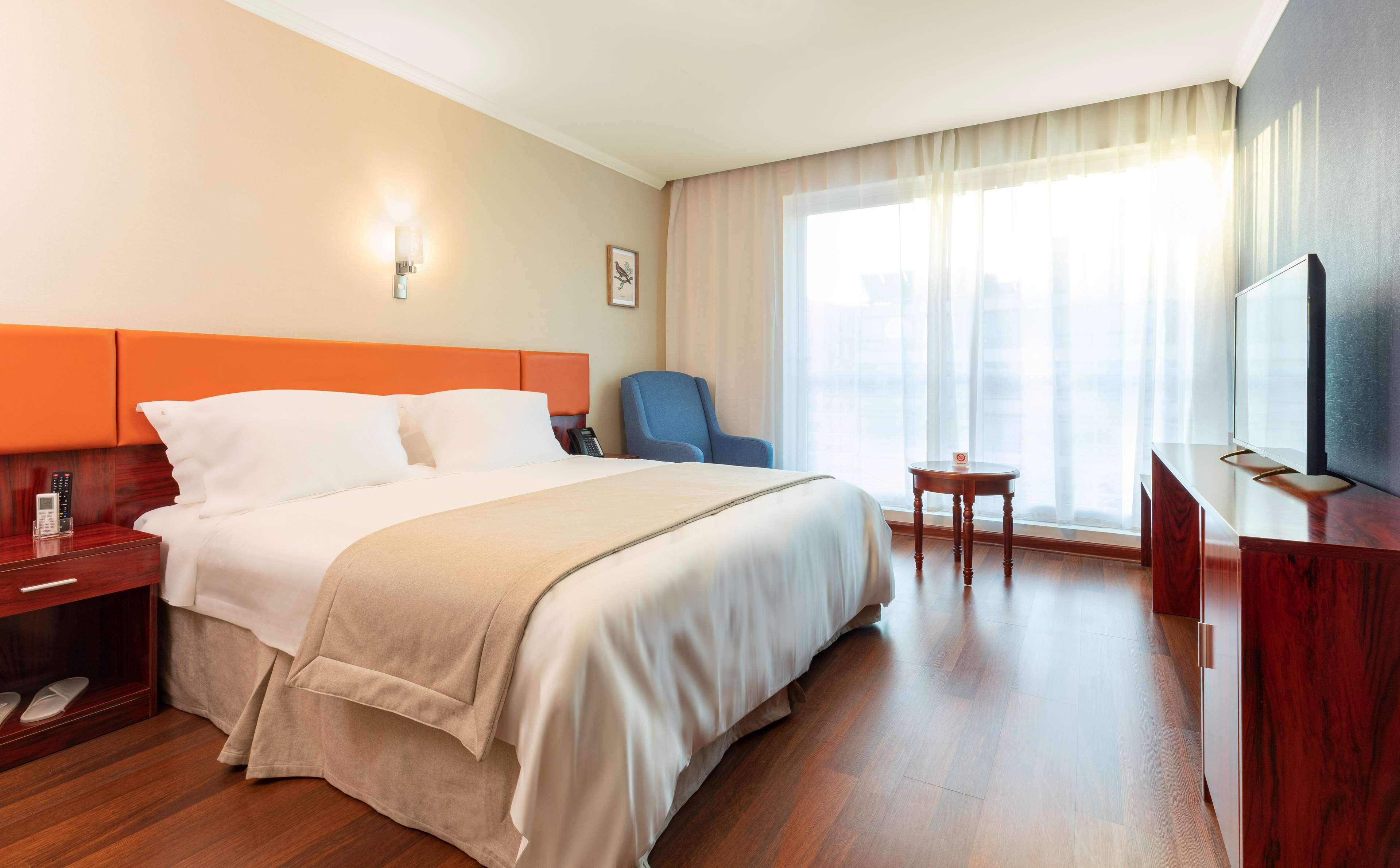 Nobile Hotel Estacion Central Сантьяго Екстер'єр фото