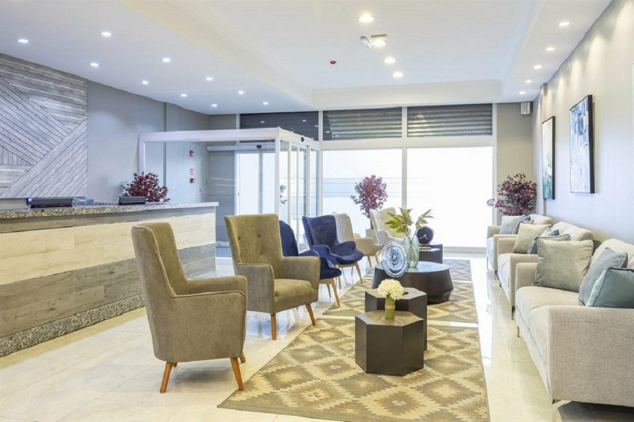 Nobile Hotel Estacion Central Сантьяго Екстер'єр фото