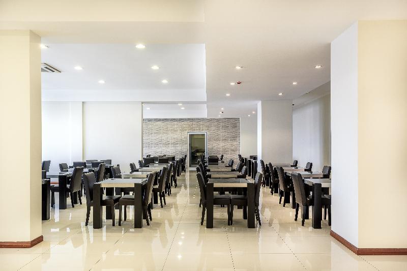 Nobile Hotel Estacion Central Сантьяго Екстер'єр фото